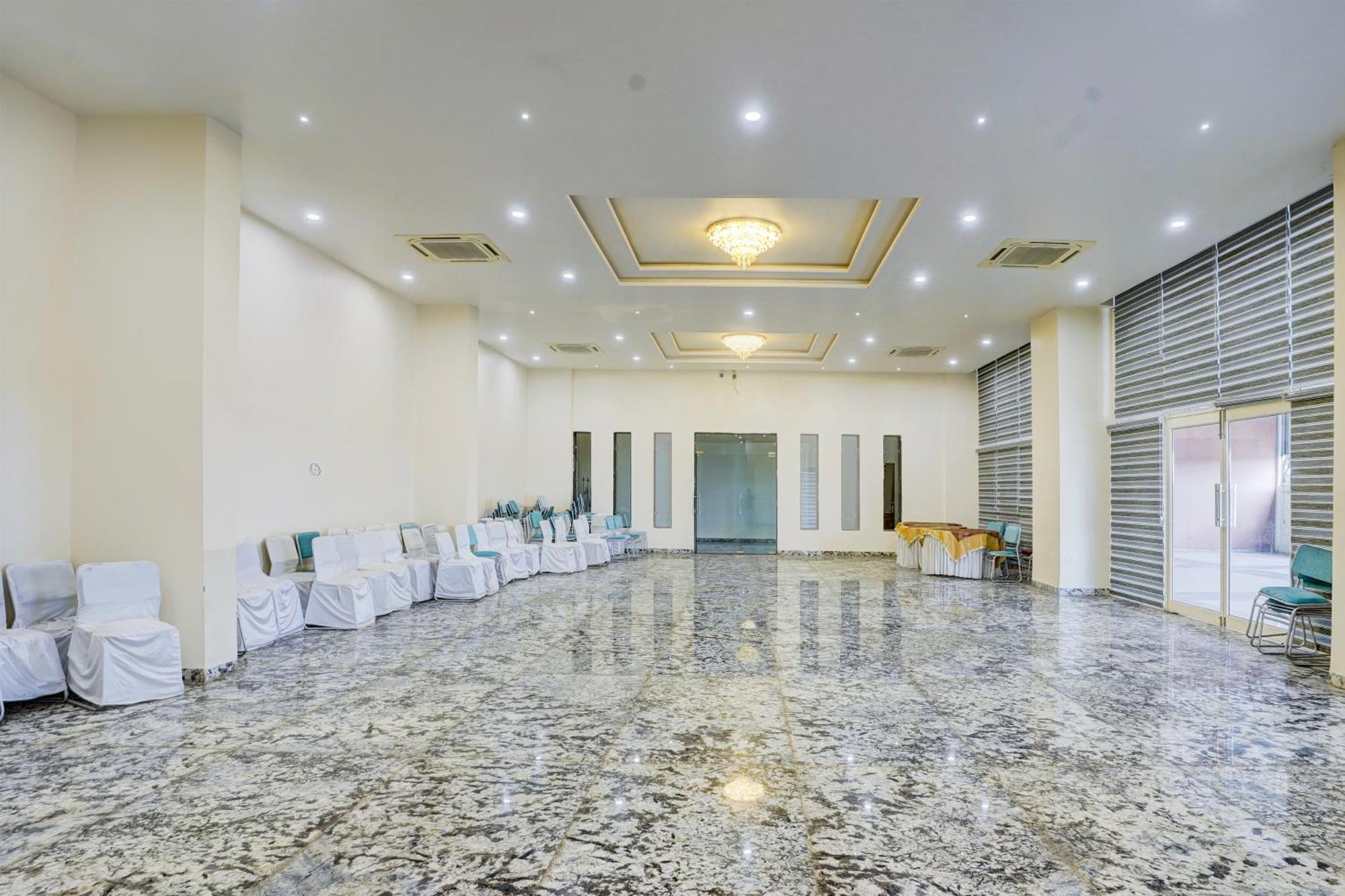 Hotel Amrit Manthan Chittorgarh Екстериор снимка